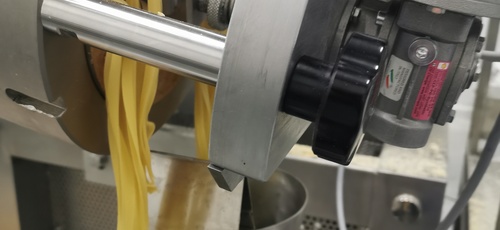 BANDEAU DEFFILEMENT-163